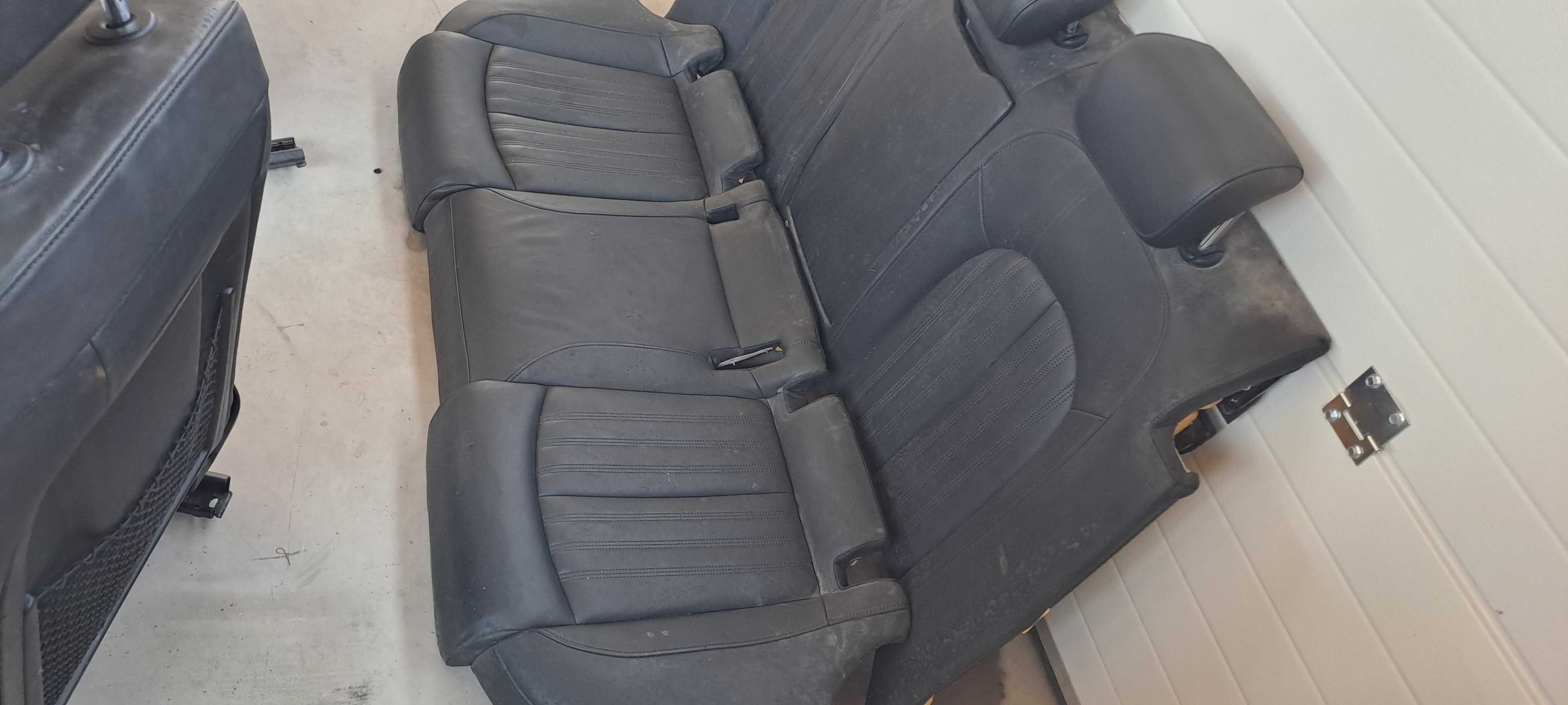 Кожен салон Audi A6 2012г