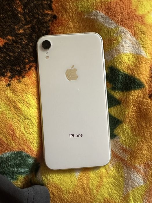 Айфон хр в идеале продам