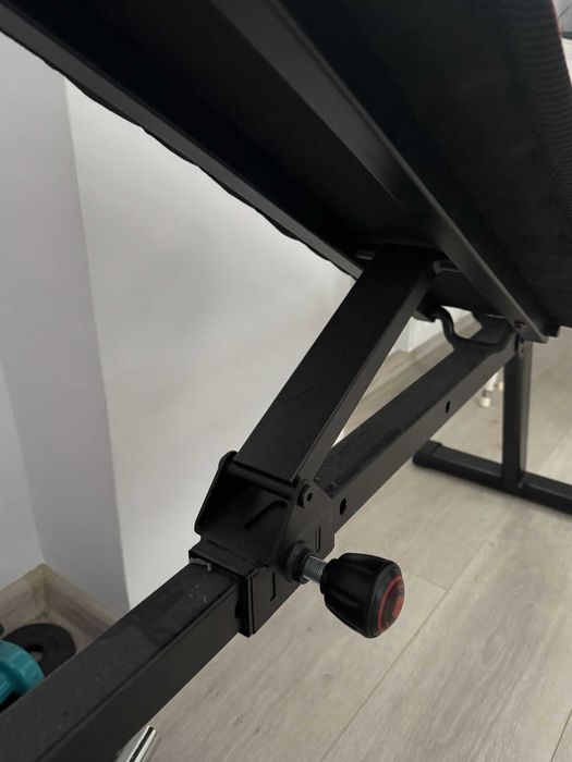 banca de antrenament si gantere