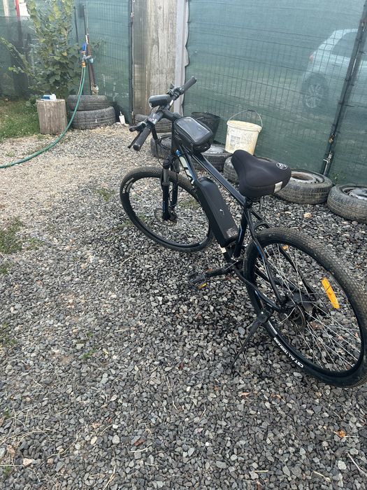 Vand bicicleta asistata electric