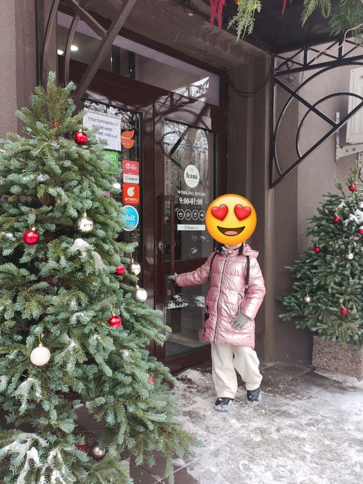 Продаю детскую зимнюю куртку