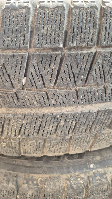 Шины зимные, б/у