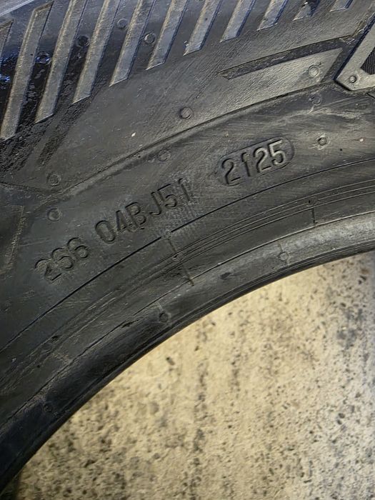 Anvelope iarna noi Barum 215/65/R16C