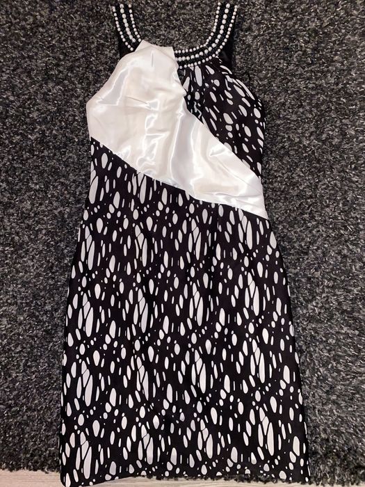 Нарядное платье на выход