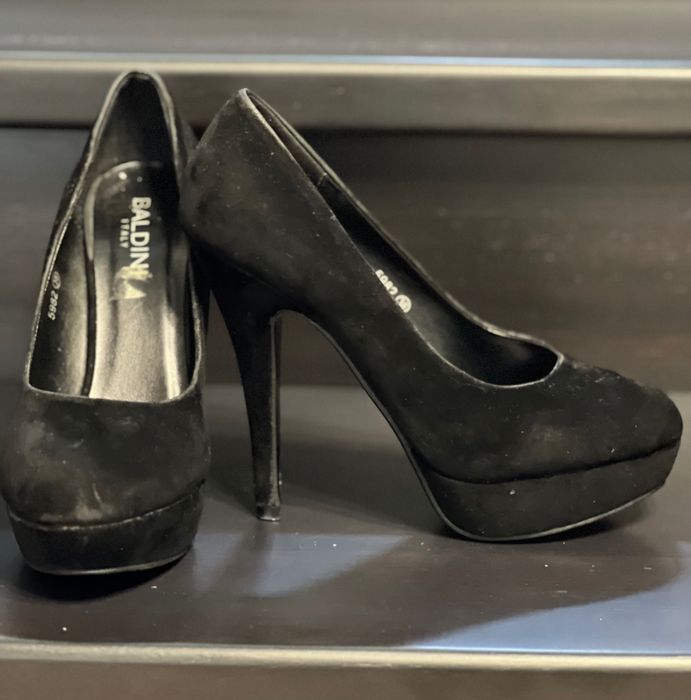 Pantofi ( catifelati) marimea 38