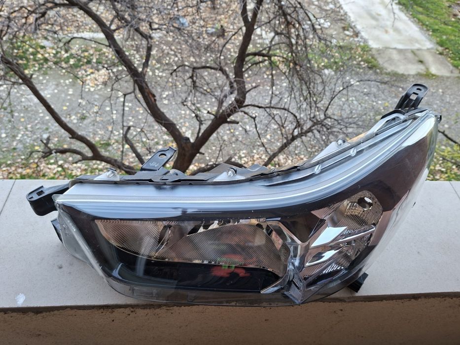 ЛЯВ ФАР ЗА Toyota Hilux 2020 - 2023