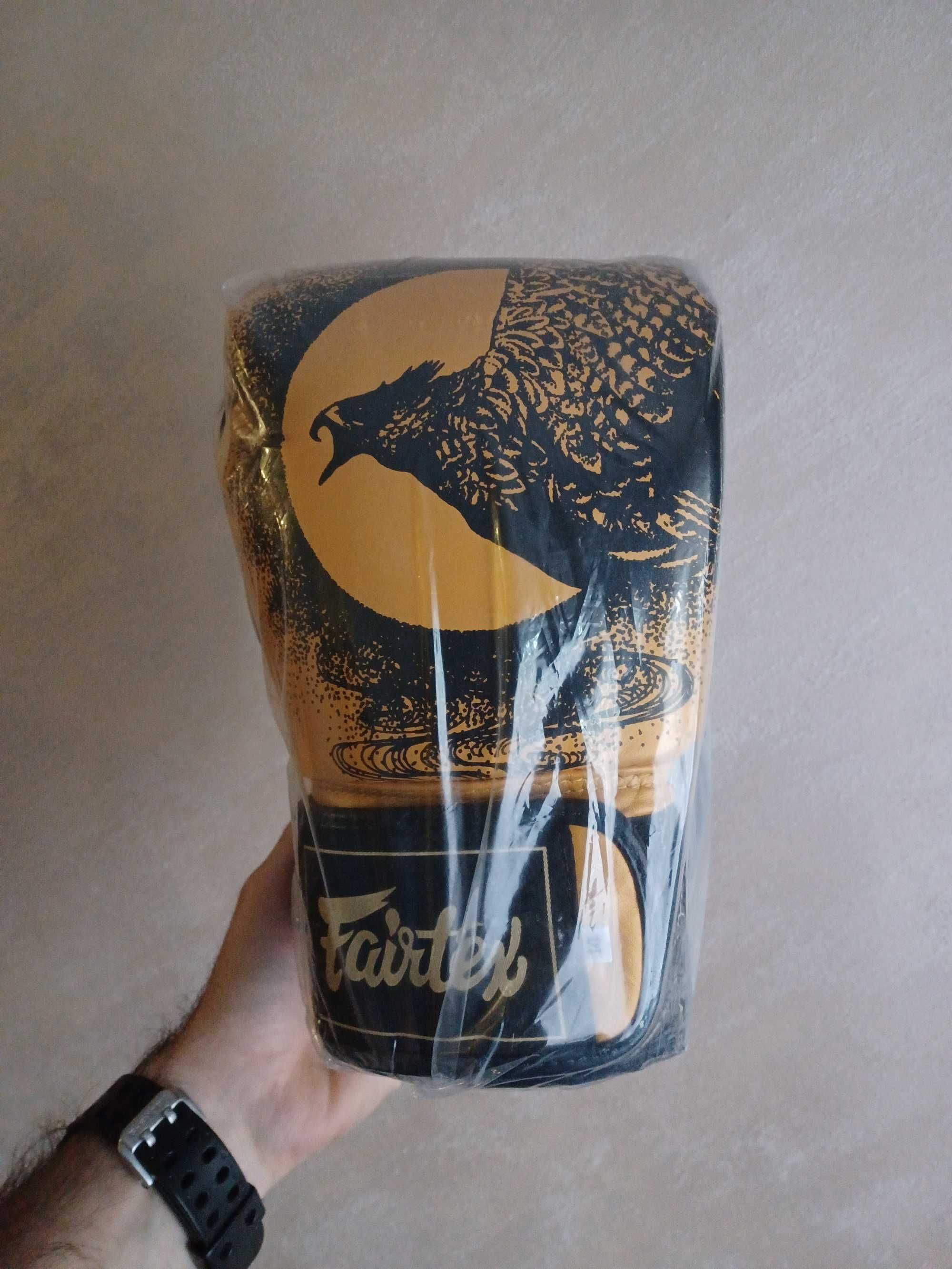 Боксови ръкавици Fairtex