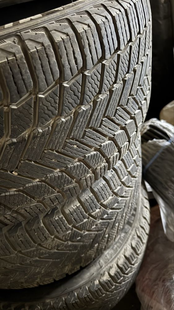 Шины Michelin X-ice snow 255/40/R20 зима
