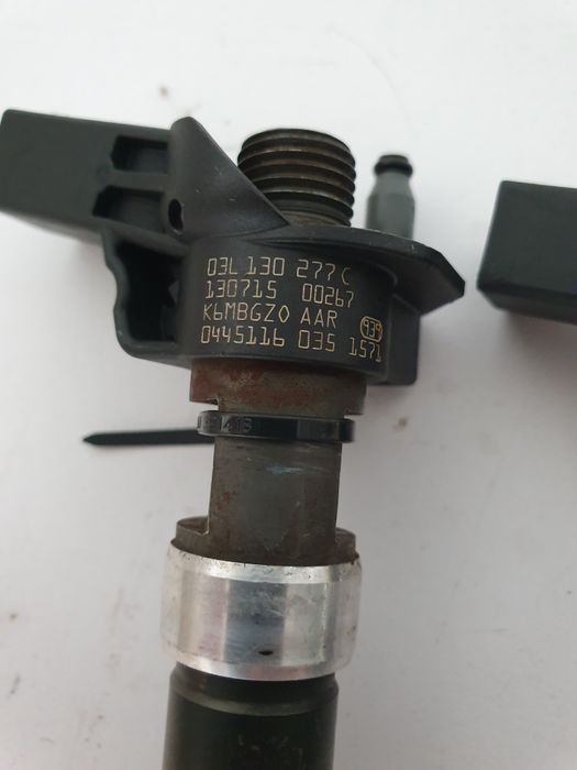 Injectoare VW T5 T6 2.0 tdi, 180 cp , CFC , euro 5, 03L130277C