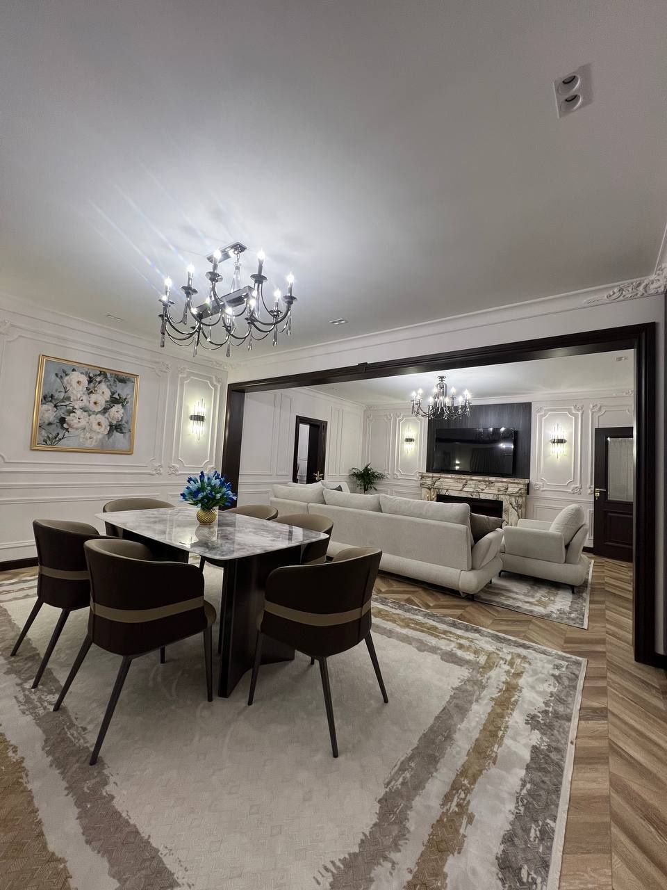 Продается Эксклюзивная квартира. Ул Нукусская 5/2/12. 150м²