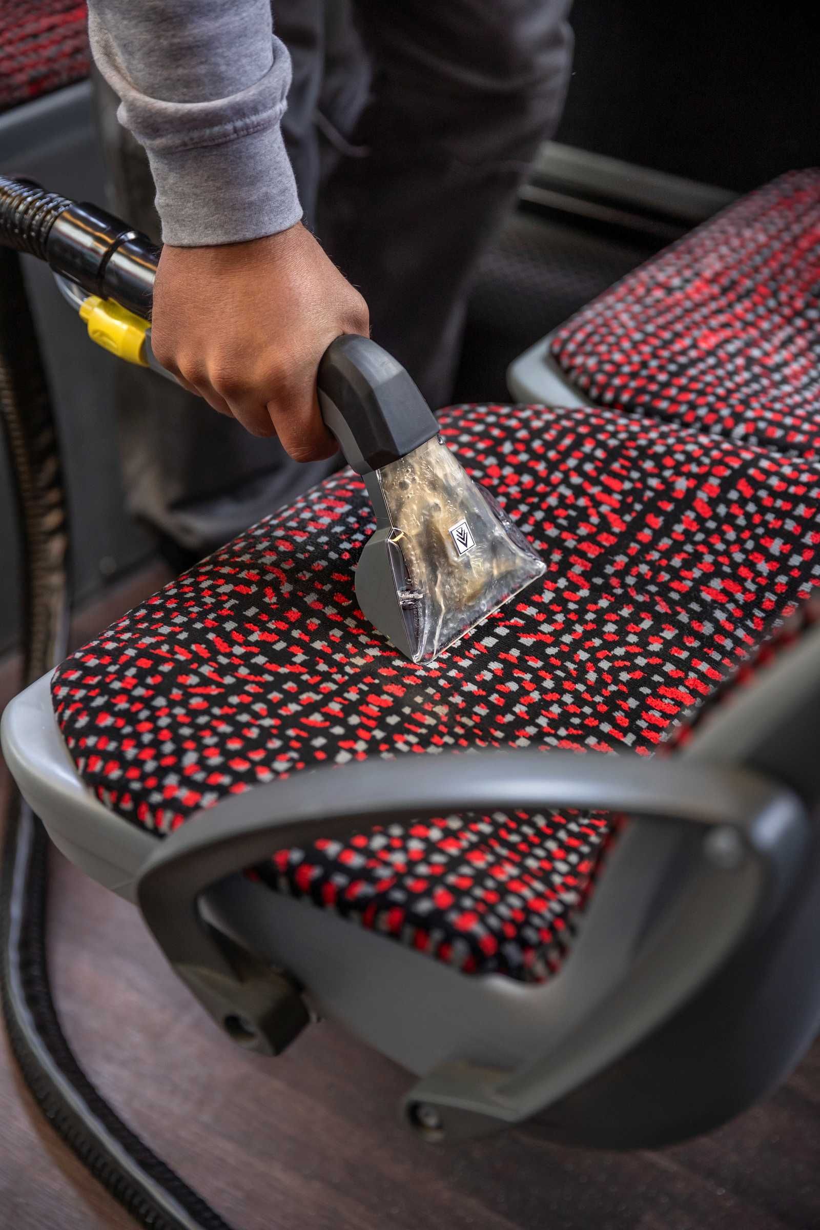 Екстрактор KARCHER PUZZI 8/1 C