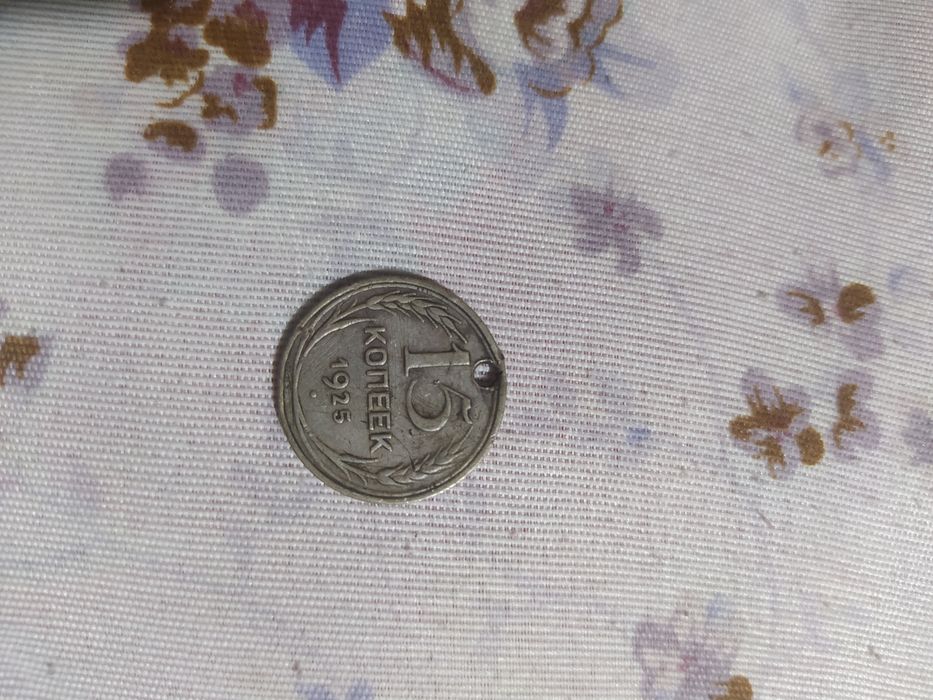 Kolleksiyamni sotishni boshladim.