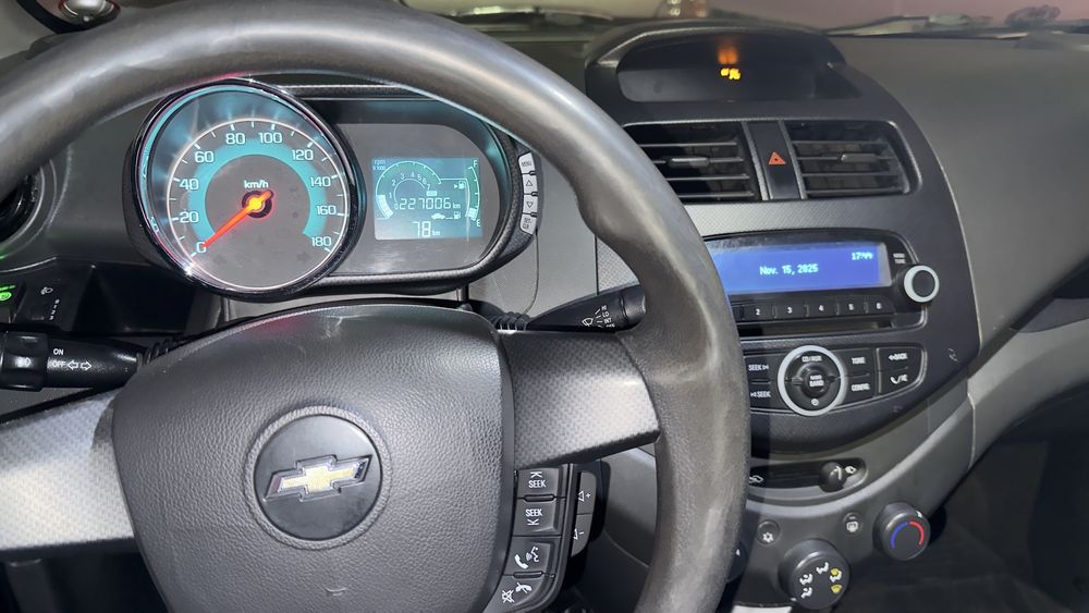 Спарк сотилади. Ҳолати аъло. Йили 2018. Пробег 227 минг