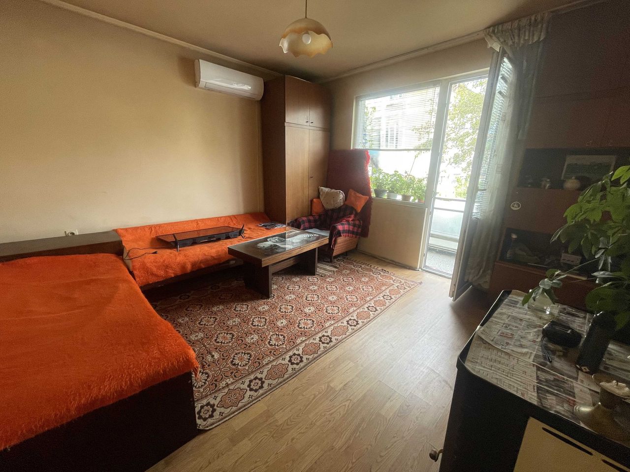 Продава се Двустаен апартамент в Габрово, Център - 76 кв.м за 718 €/кв.м - Снимка #2