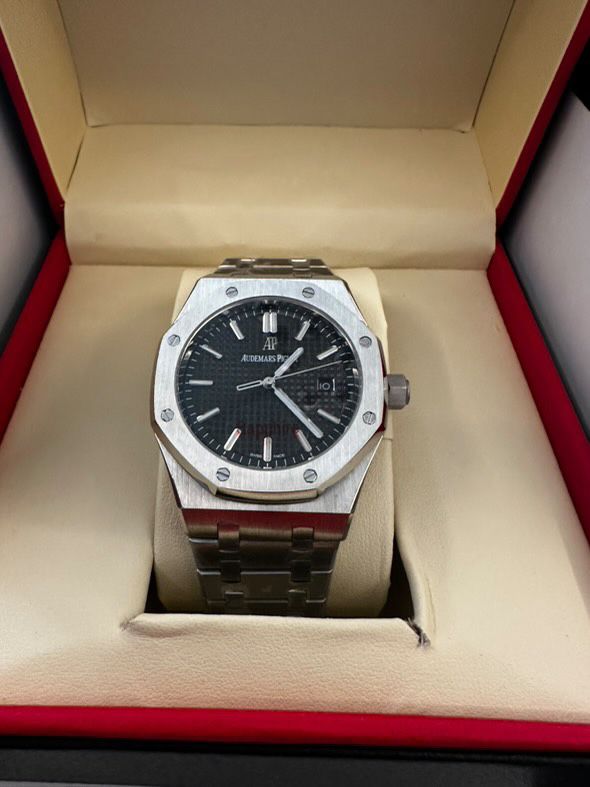 Часовник Audemars Piguet Royal Oak
