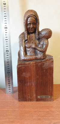 Sculptura din lemn Madona cu pruncul anul 1990 , semnata