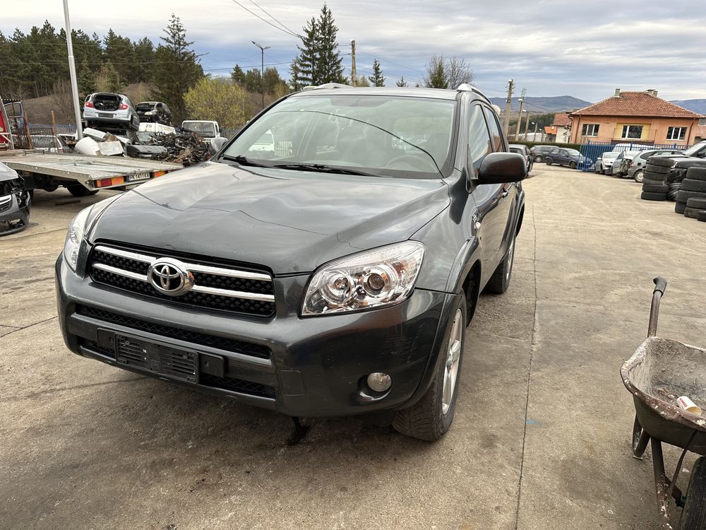 Toyota Rav4 2.2 d-cat НА ЧАСТИ