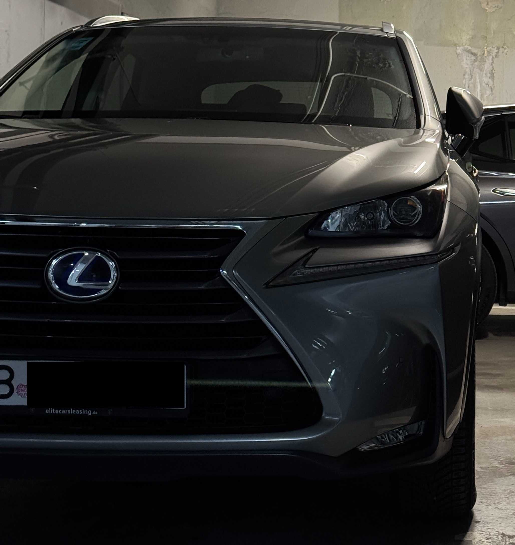 Lexus NX300H hybrid 4WD Luxury