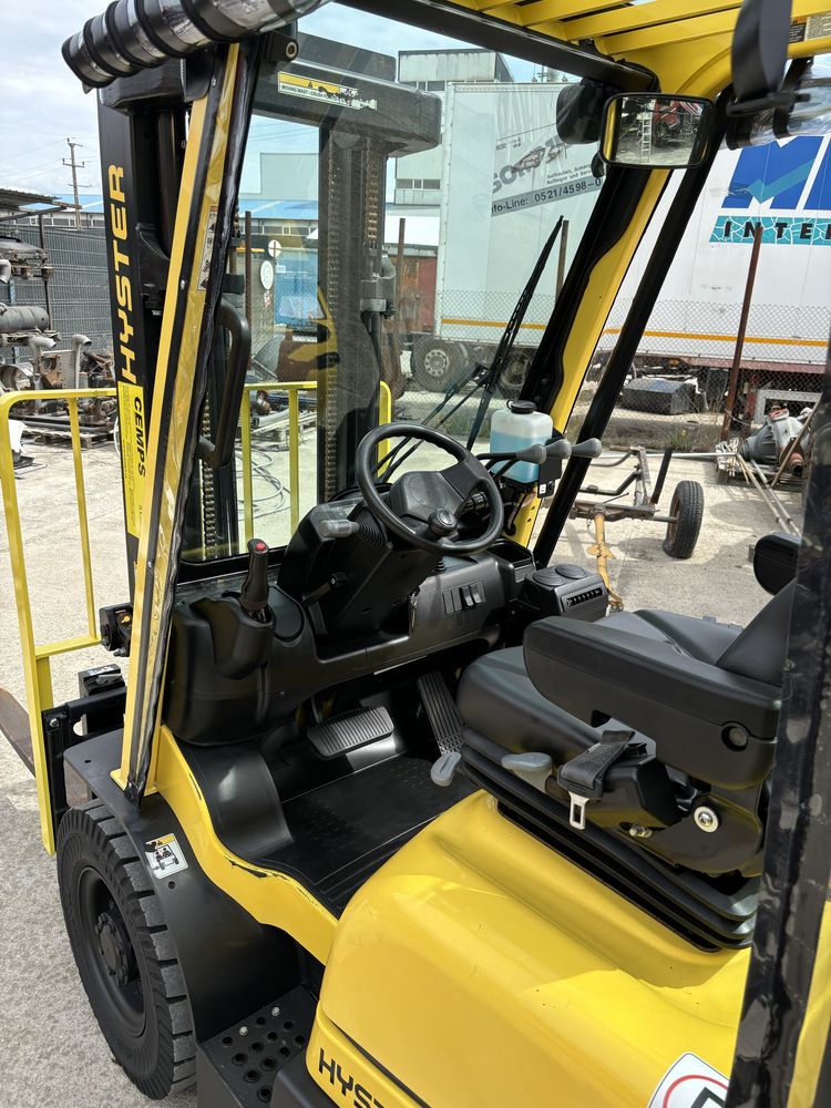 Motostivuitor Hyster 2,5 tone, an fab 2016 !!! linde still