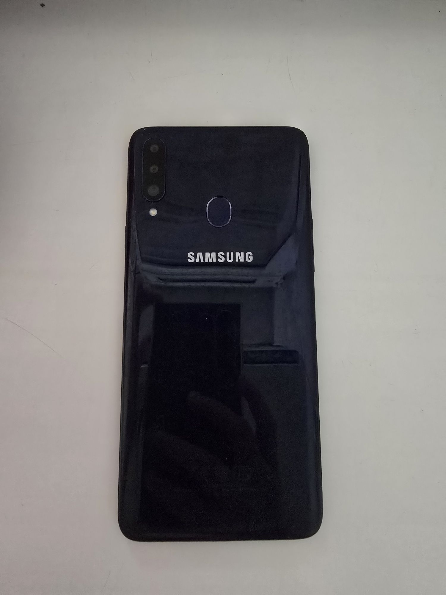 Samsung A20, 32гб