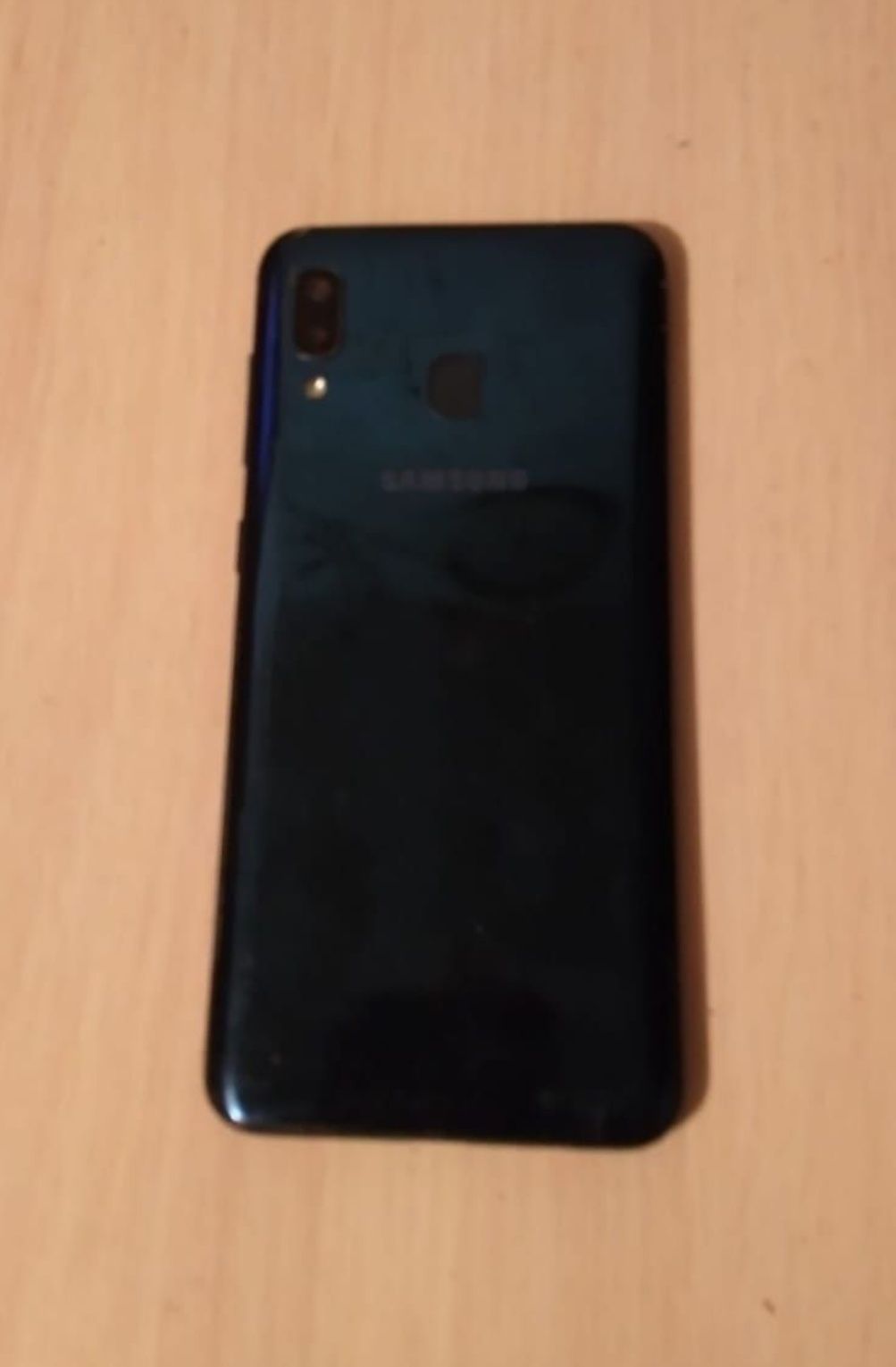 Продам Samsung A20