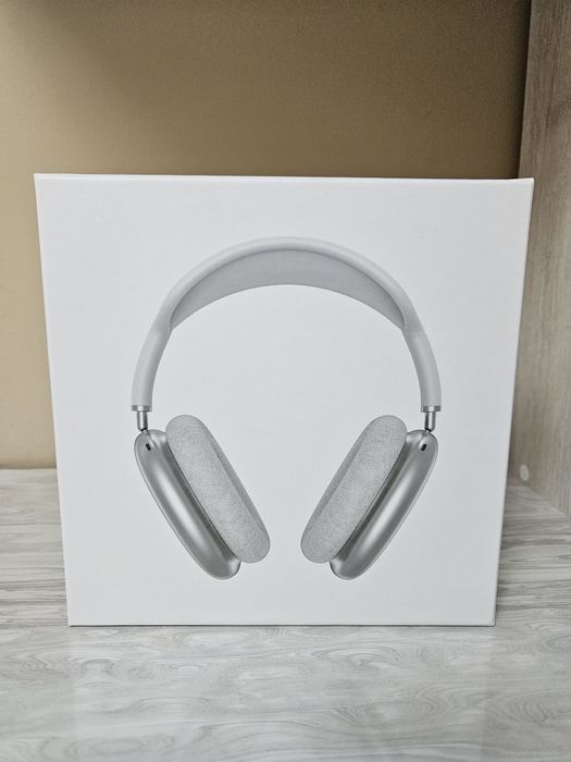 Продаю наушники Apple Airpods Max with Smart Case,  и с коробкой