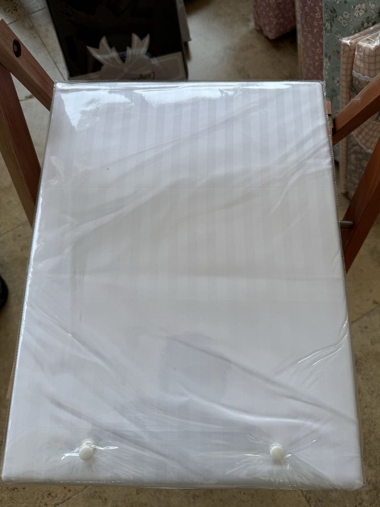 Lenjerie HoReCa,220/240,Damasc DeLux,6 piese