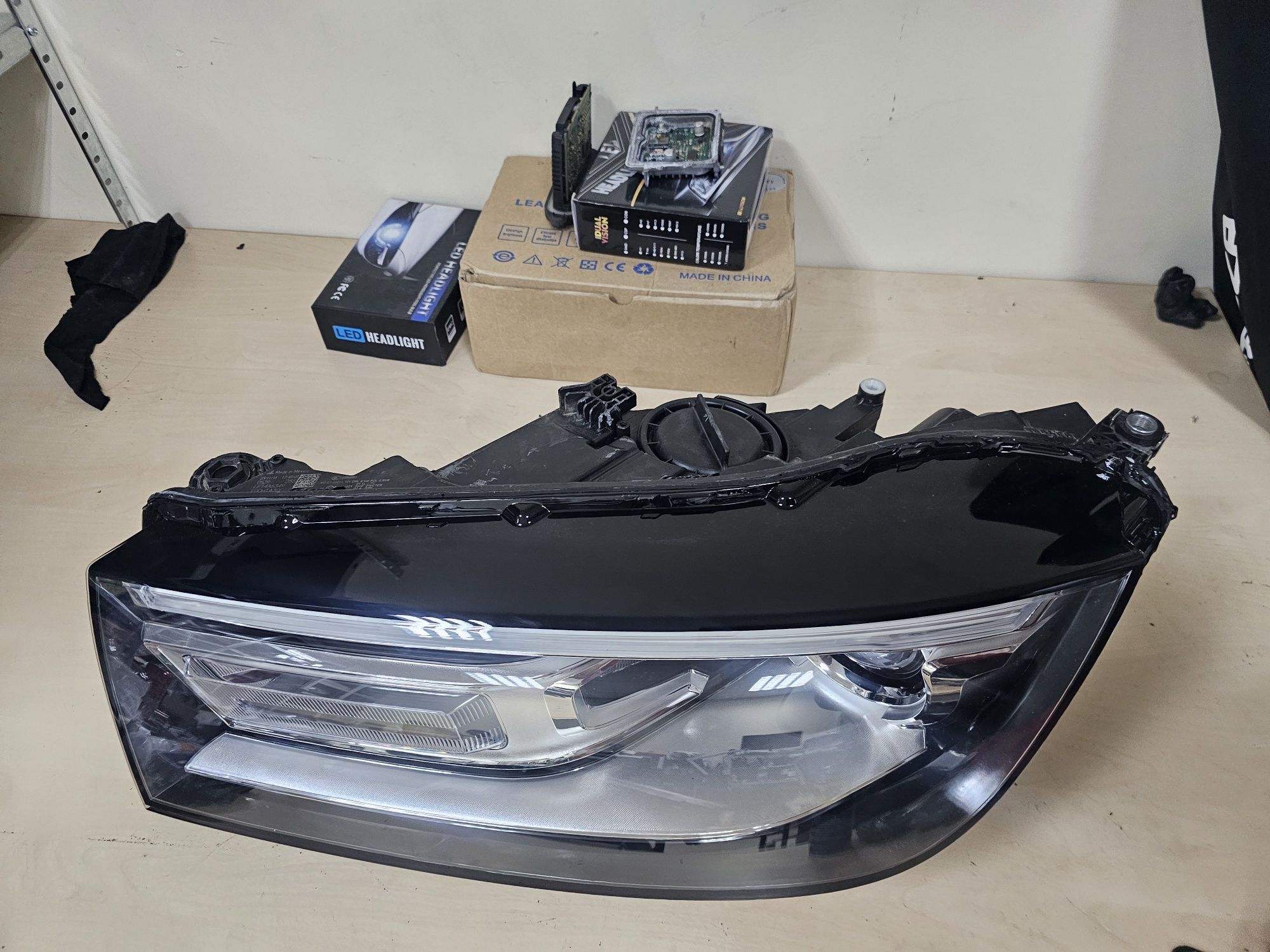 Ляв фар Audi Q5 lqv far ауди кю5