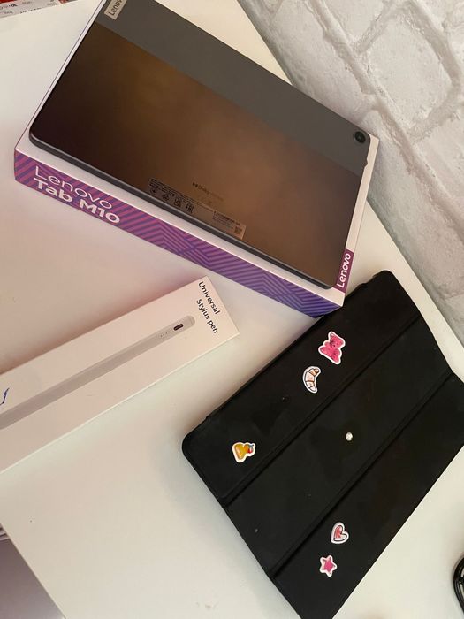 Vand tableta lenovo tab m10 in garantie!!