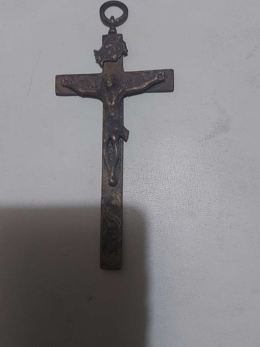 Cruce vintage pectorala catolica