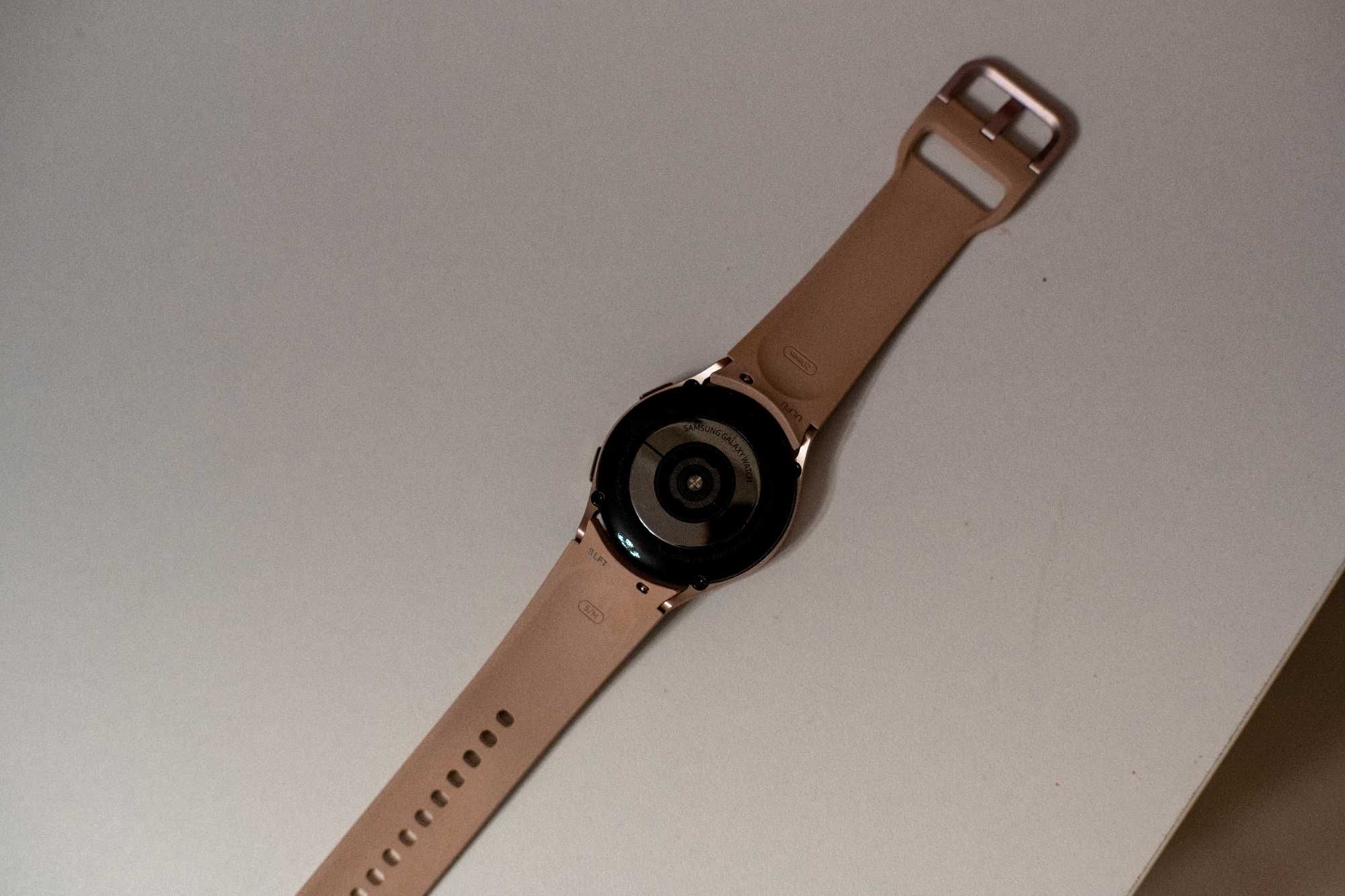Samsung Galaxy Watch 4 (40mm) rose gold