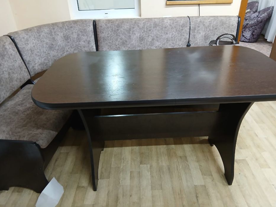 Продам кухонный уголок