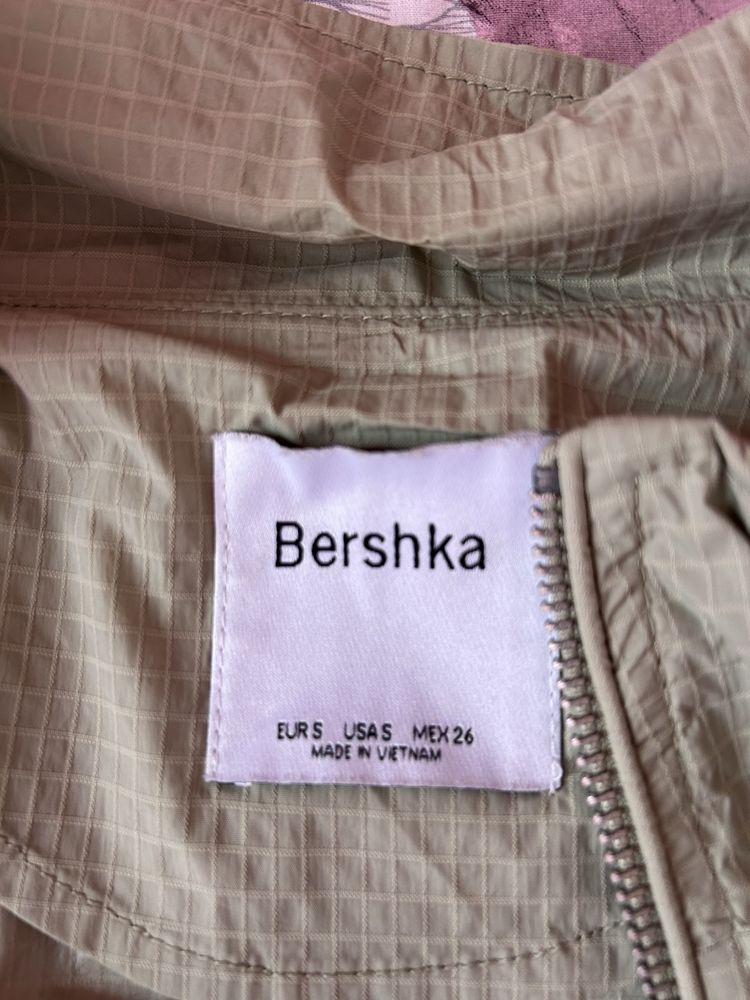 дамска връхна дреха