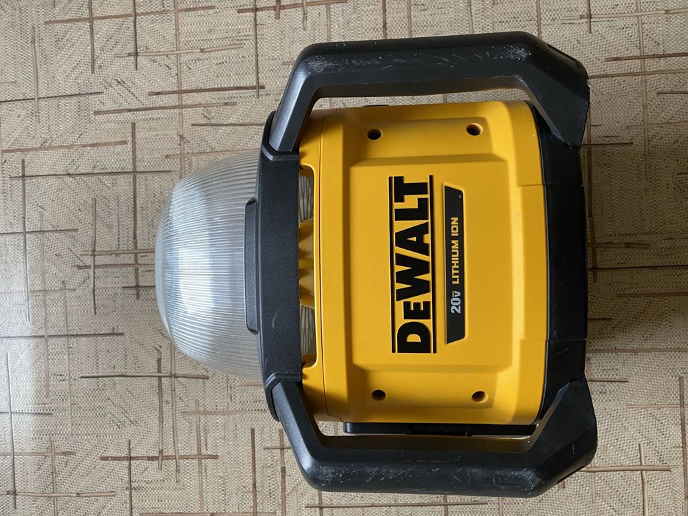 Dewalt dcl074 20 вольт аккумуляторный  фонарь 5000 люмен