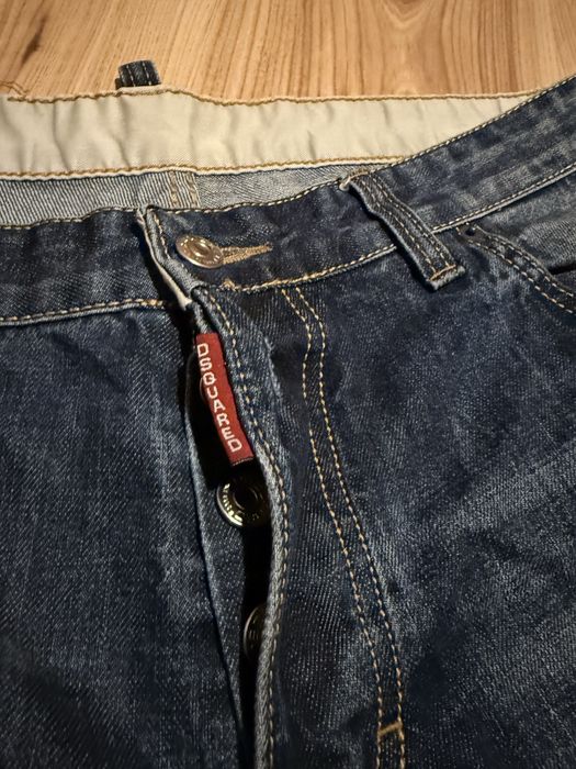 Дънки на dsquared2