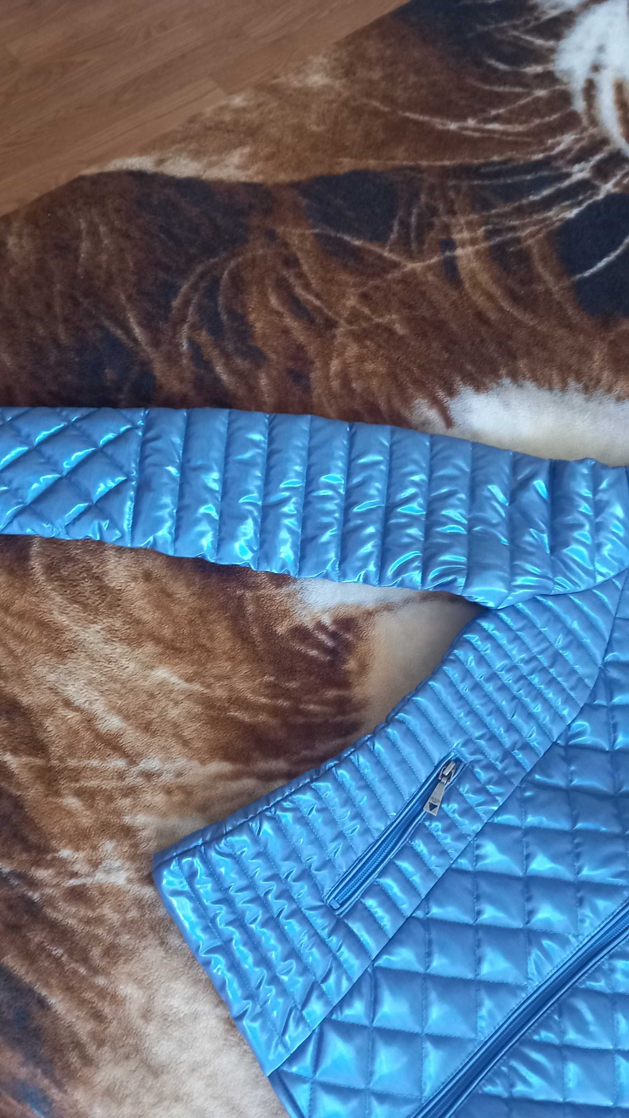 Дамско яке Guess