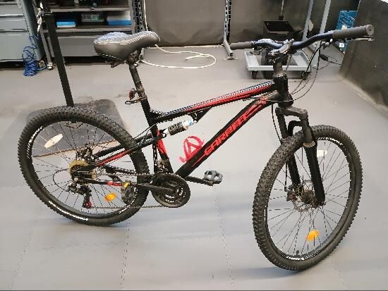 Carpat negru cu rosu - produs resigilat - (SecondHand) Decathlon