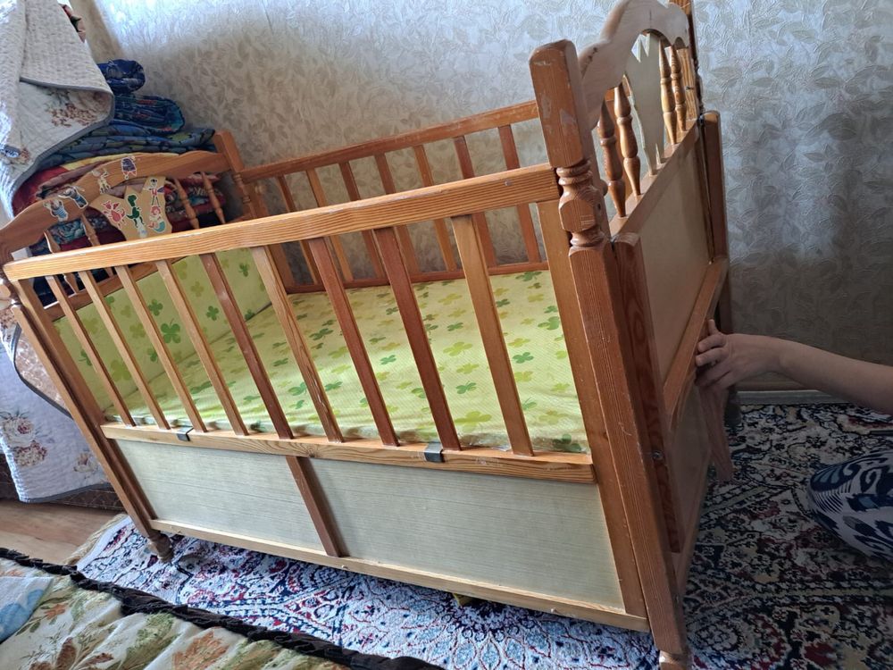 Отдам даром манеж, до шести лет, собран