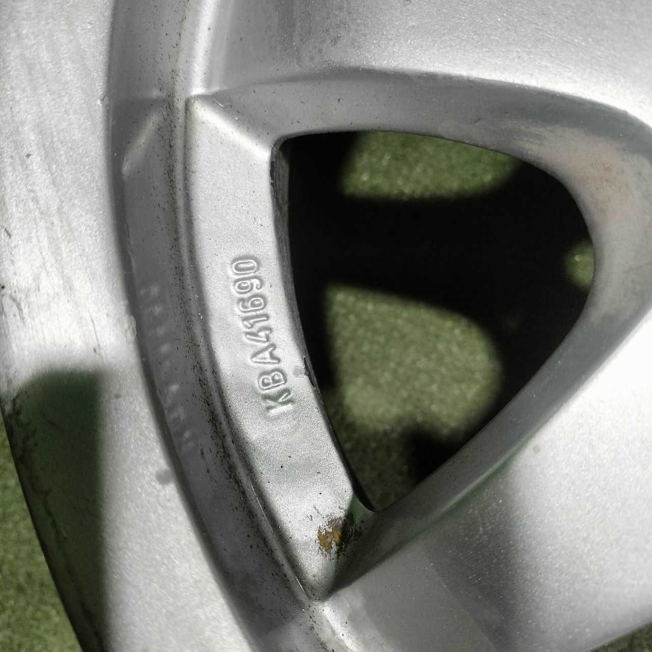 Продам Литые диски OZ Racing R14 6J PSD 4/108 ET42 ЦО 57,1