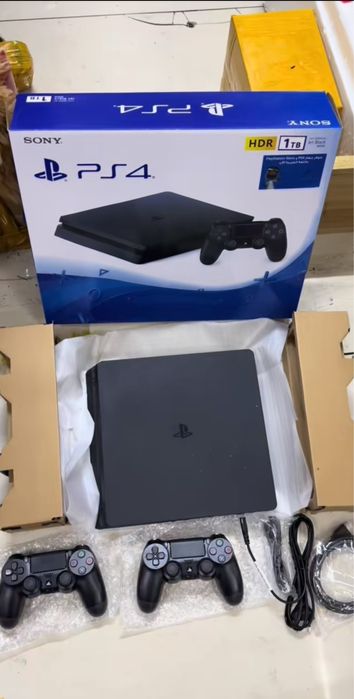 пс4, продам б/у 1Т память