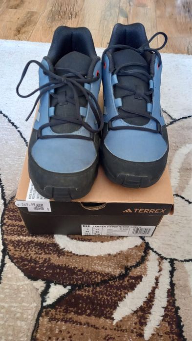 Adudasi baieti terrex, nr 35