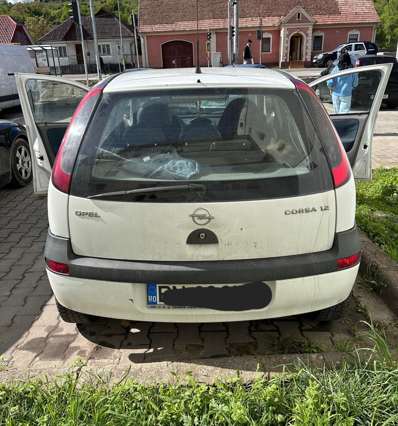 Opel Corsa 4 usi