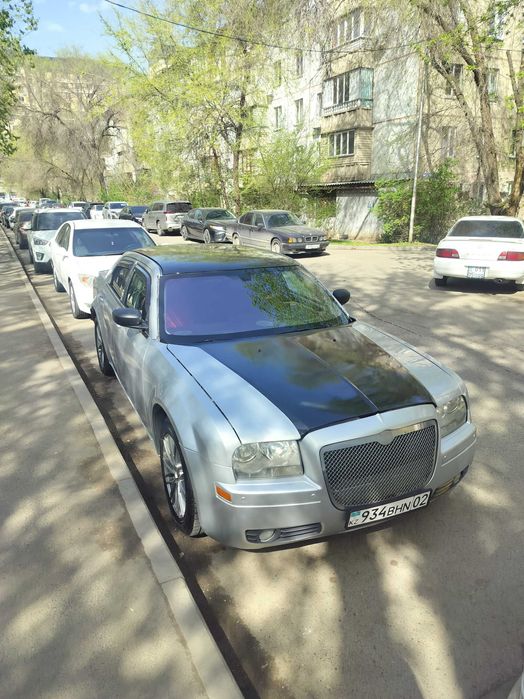 Chrysler 300C 2006г 2.7л