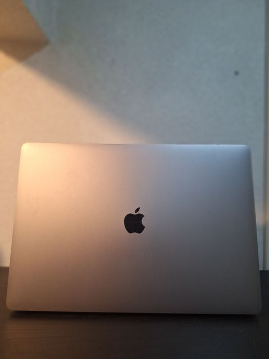 Macbook Pro i9 32gb 1tb ssd 153 cicluri #46333