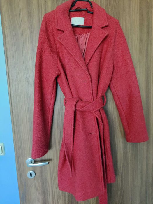 Дамско палто цвят ябълка