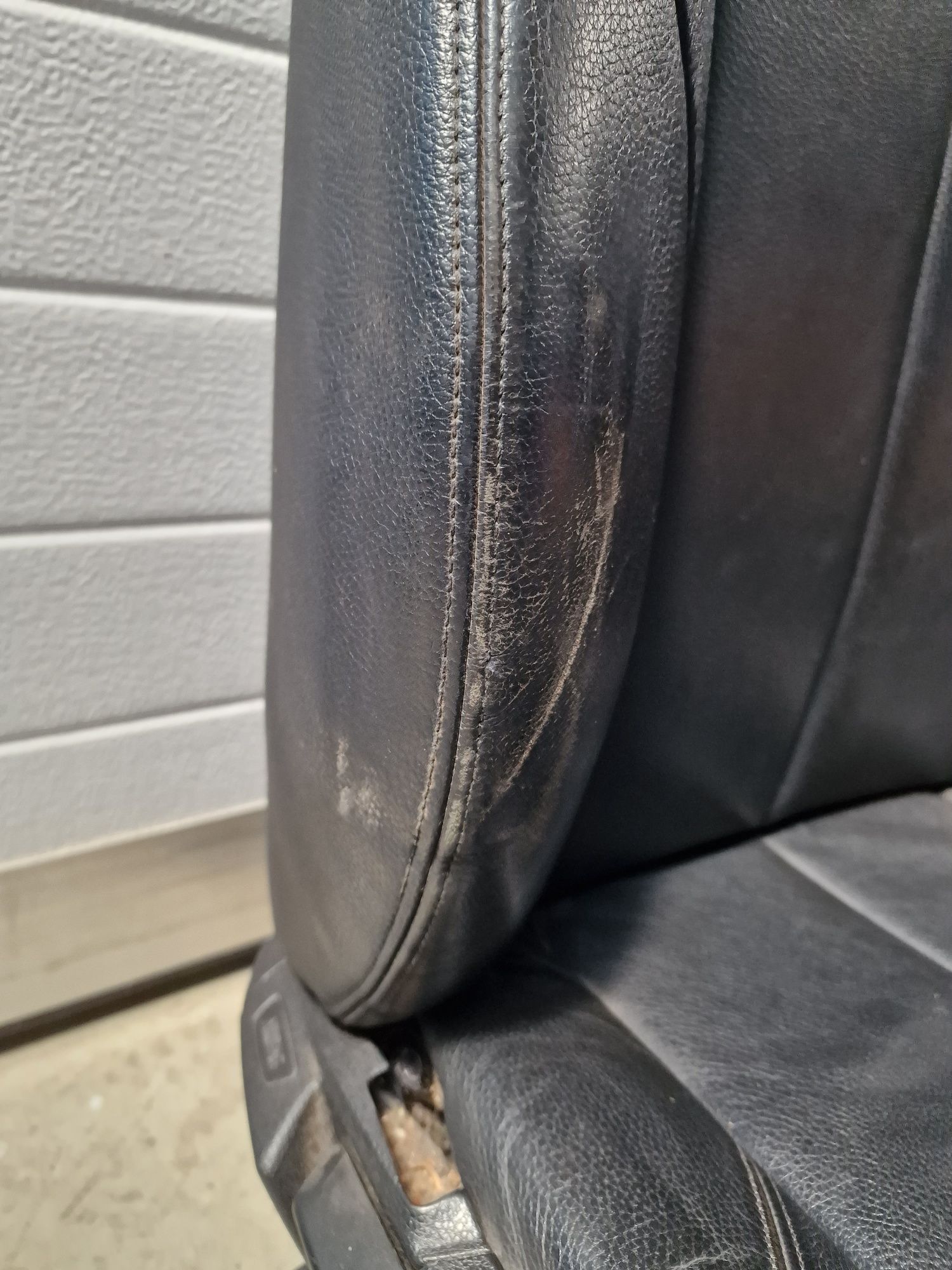 Interior scaune piele neagra bmw f30 cu incalzire
