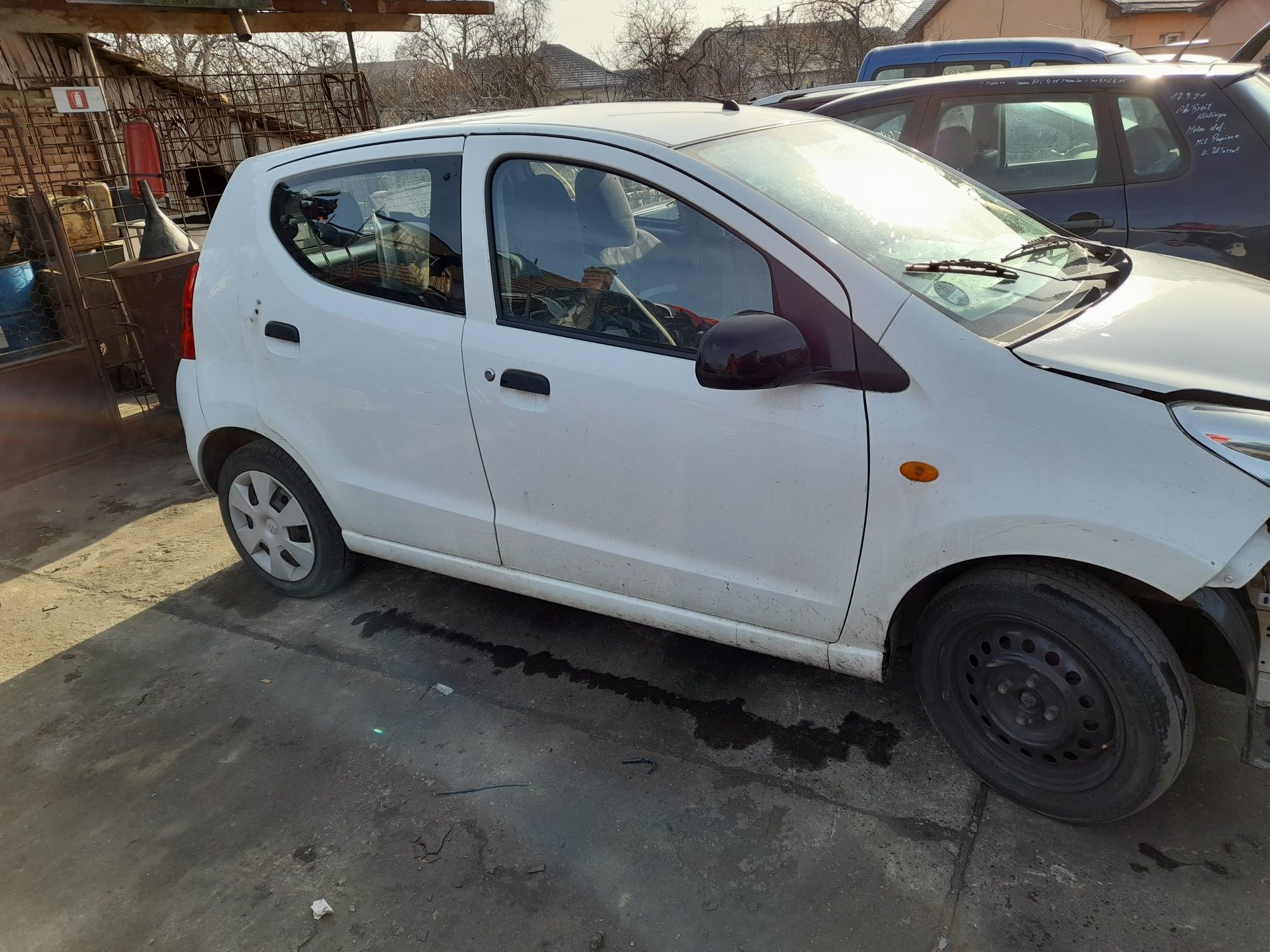 Usa stanga/dreapta Suzuki Alto an 2009-2015