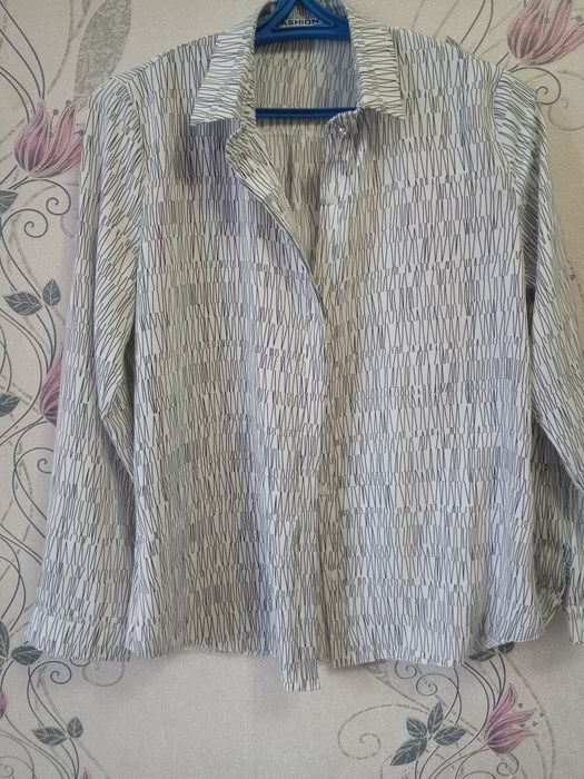 Продам женскую одежду