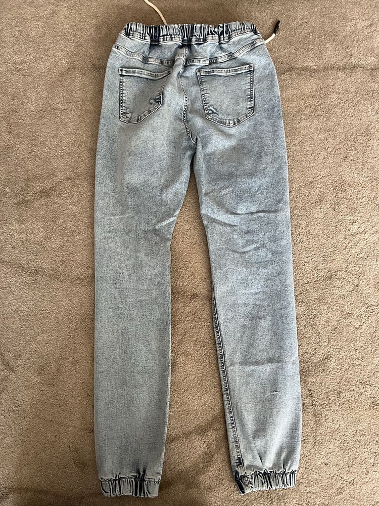 Blugi marime 38 / S