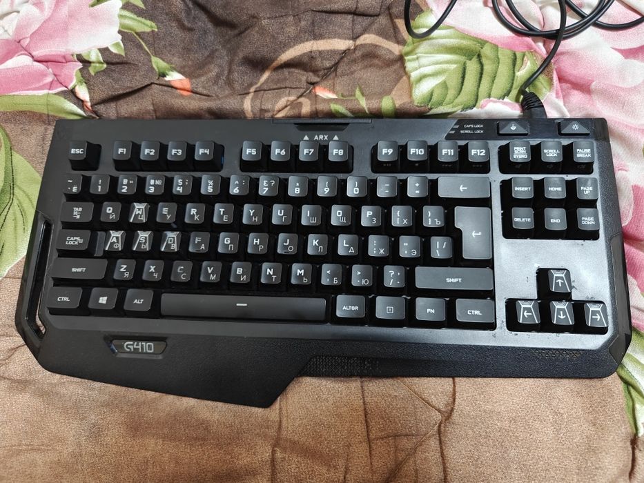 Клавиатура Logitech g410